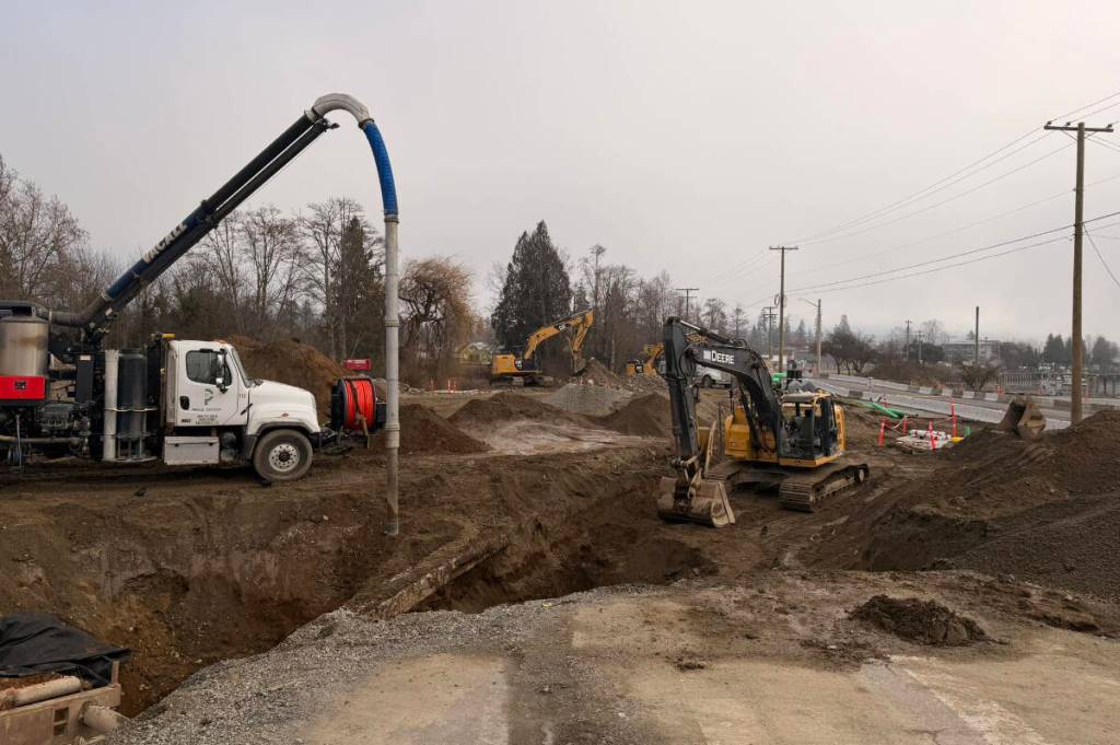 Gas line break at highway construction site under investigation